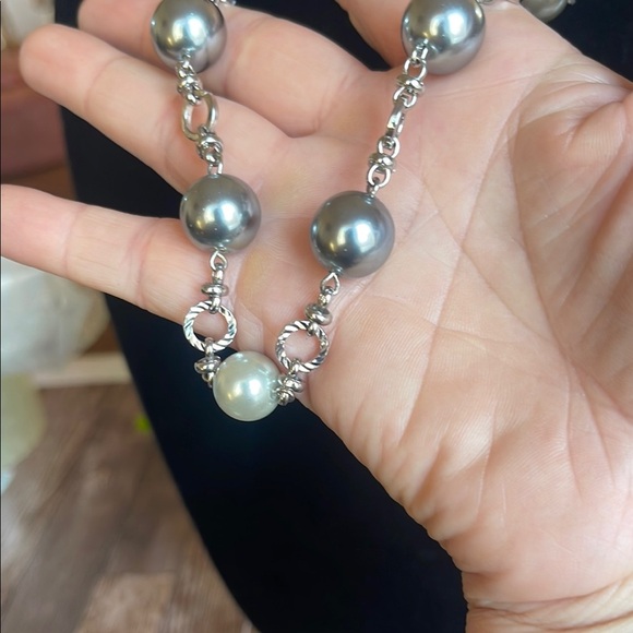 Talbots Silver Crystal Necklace Timeless Design - Picture 2 of 4